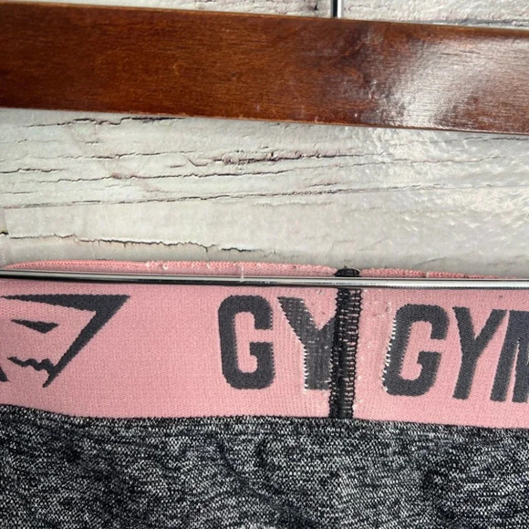 Gymshark  gray pink athletic work out leggings size small - Picture 7 of 7